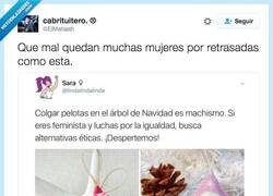 Enlace a Hay veces que a las feministas se les va de las manos y luego está esto... por @ElMatiash