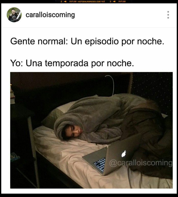 series,cama,portatil,capitulo