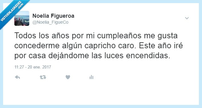 Capricho,Caro,Luz,Factura,Encendida