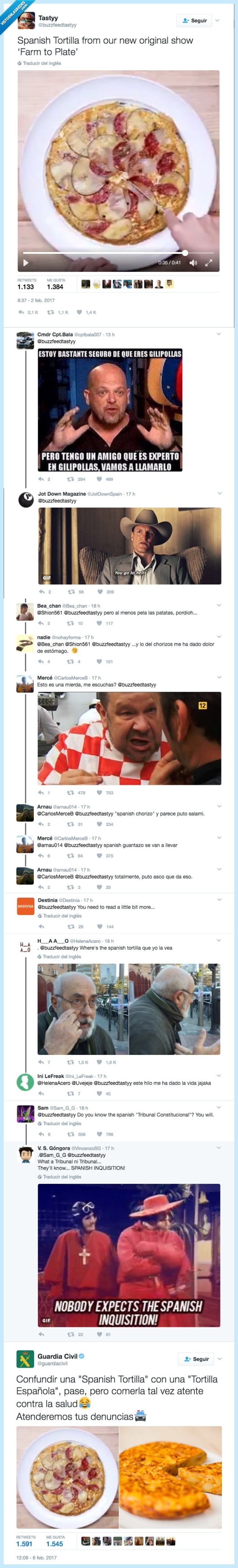 tortilla,chorizo,paprika,salami,la meten en el horno