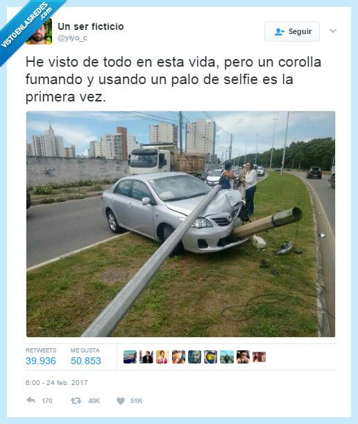 coche,corola,fumar,selfie