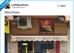 Enlace a Panaderías con estilo musical por @lospajarospican