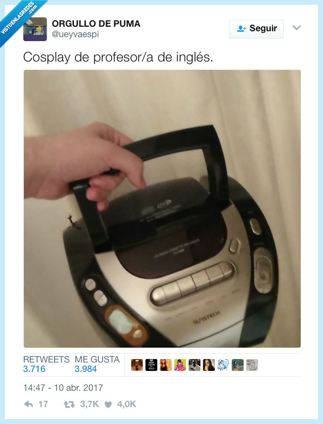 radiocassete,cosplay,profesor,inglés