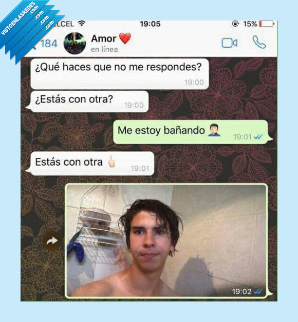 celos,novia,ducha,chica