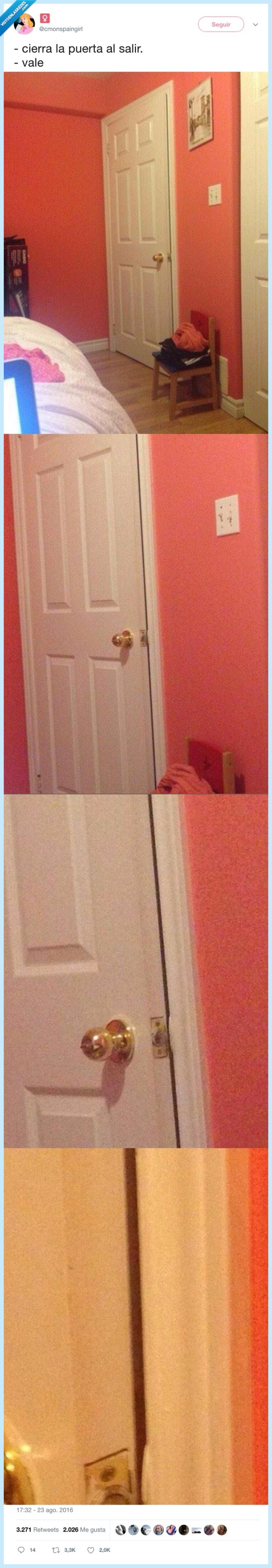 puerta,cerrar,entreabierta