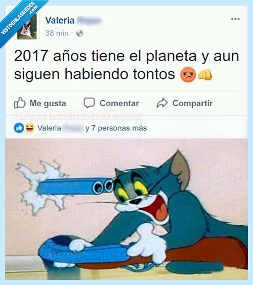 475084 - Y la primera tonta es ella