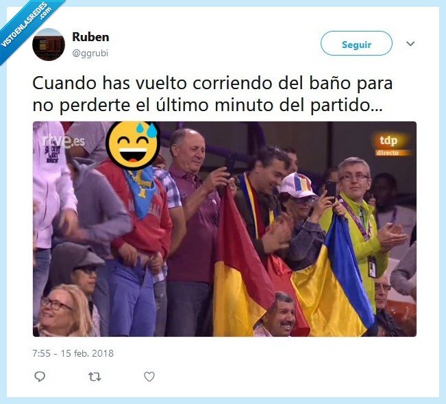 Poeta,bragueta,abierta,partido,pillado,ni siquiera se abrochó el botón!