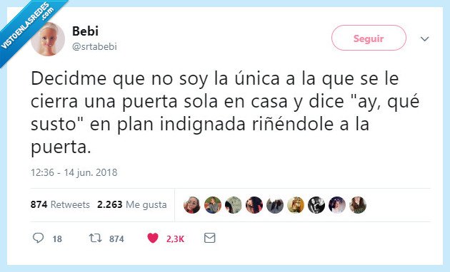 Muebles,Sola En Casa,Dulce Hogar,Susto,Riña