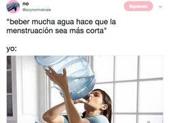 Enlace a Me faltan océanos para beberme, por @soynormalvale