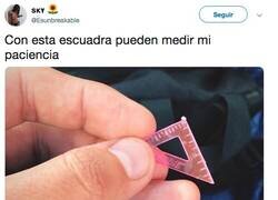 Enlace a Me sobra regla, por @Esunbreakable