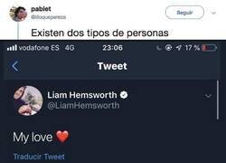 Enlace a Flipando estoy con la felicitación de San Valentín de Miley Cyrus, por @illoquepereza