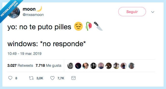 pareja,ordenador,colgar