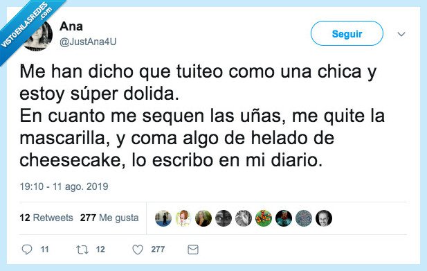 chica,tuitear,uñas,mascarilla,cheesecake,diario