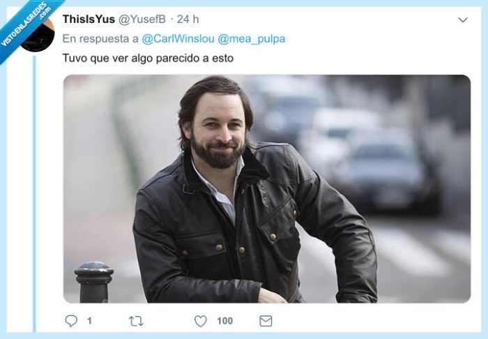 529115 - El rey Baltasar se quedó patidifuso viendo algo durante la cabalgata. La gente discute qué pudo haber visto tan impactante