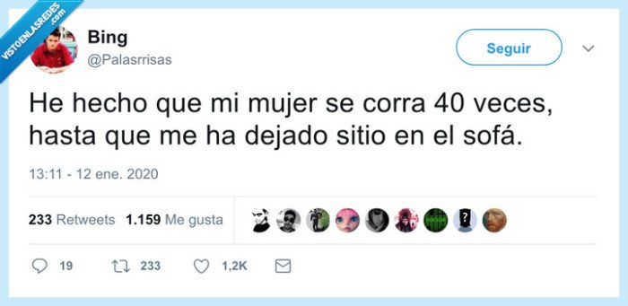 mujer,correrse,sofá