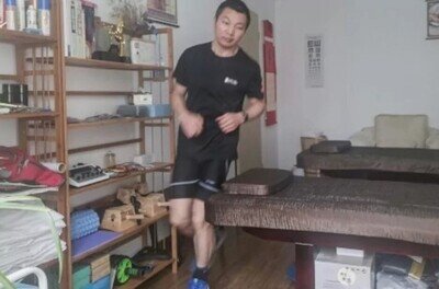 543304 - El 'runner' chino que corrió un ultramaratón durante la cuarentena sin salir de su casa