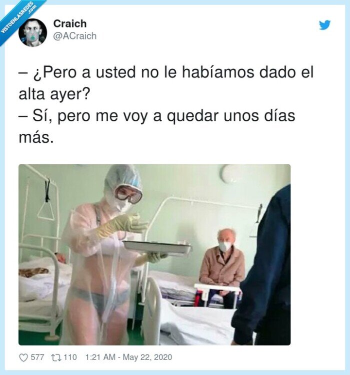 abuelo,hospital,quedarse,ropa interior