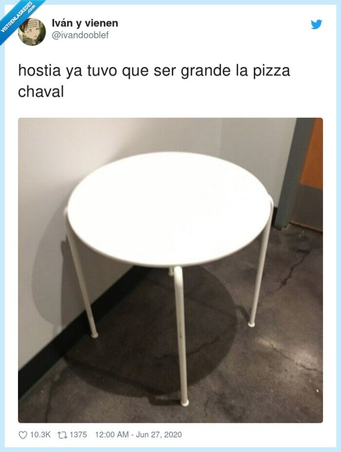 hostia,grande,chaval,pizza,mesa