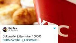 Enlace a El Community Manager de KFC se gana el aplauso de los usuarios gracias a la cruel respuesta que le ha dado a un cliente en la que ha demostrado su gran cultura tuitera