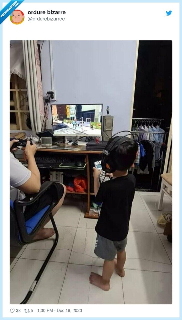 mando,consola,jugar,engañar,niño