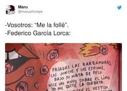 Enlace a Y si lo escuchas ya...  , por @maruohcrepe