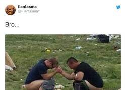 Enlace a Bros para todo, por @Flantasma1