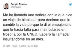 Enlace a Consejos de mierda en viajes de mierda, por @sergugar_