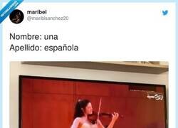 Enlace a Se llama María Dueñas, tiene 19 años, nació en Granada , por @mariblsanchez20