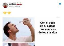 Enlace a Porque tu colega hace lo de abajo por eso no bebes de su botella, por @ddoblecara