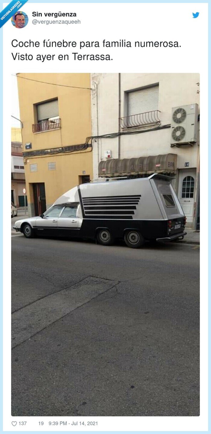 fúnebre,familia numerosa,terrassa,familia,coche