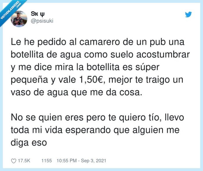 camarero,agua,botella,pequeña