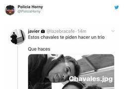 Enlace a Carencia de calle, por @PoliciaHorny