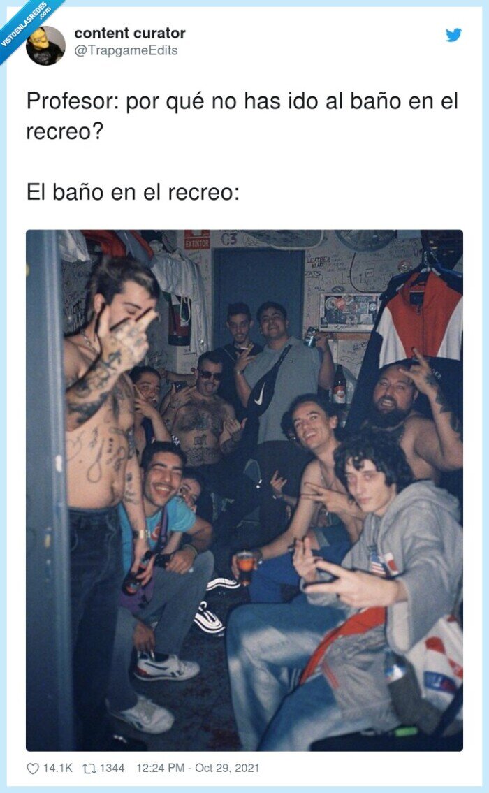 profesor,recreo,baño