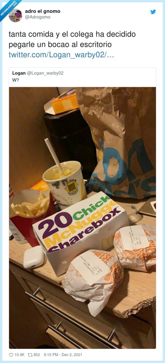 escritorio,comer,pegarle,comida,bocado,mesa