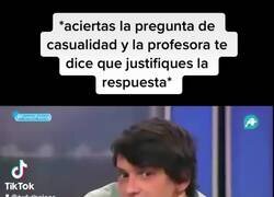 Enlace a Como me gusta cuando por detras los demás meten silbidos y cosas para picar aún más al otro, por @TwFutbolOOC
