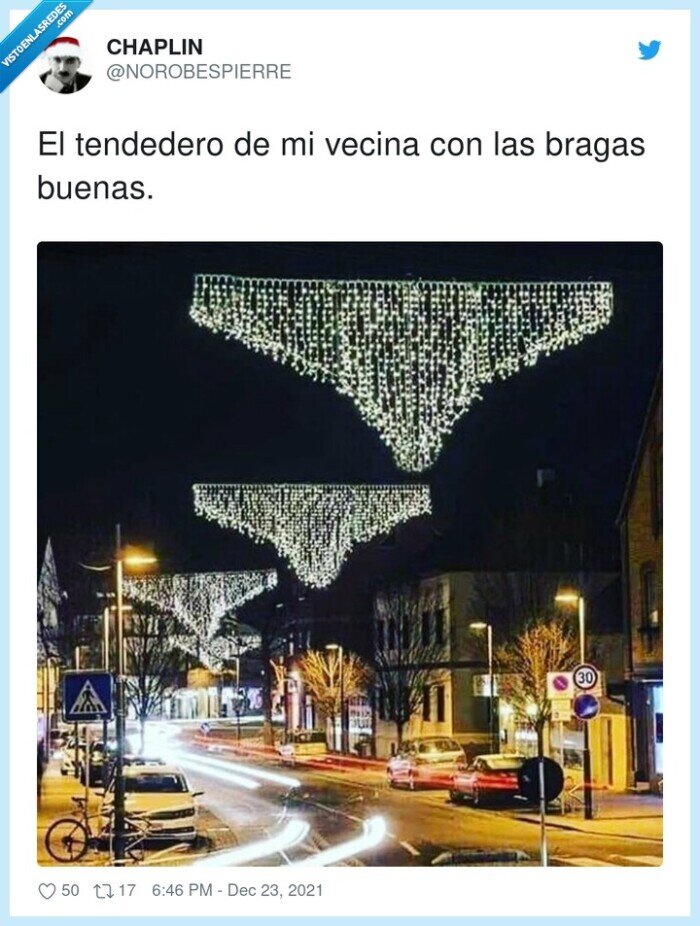 tendedero,vecina,bragas,navidad,luces