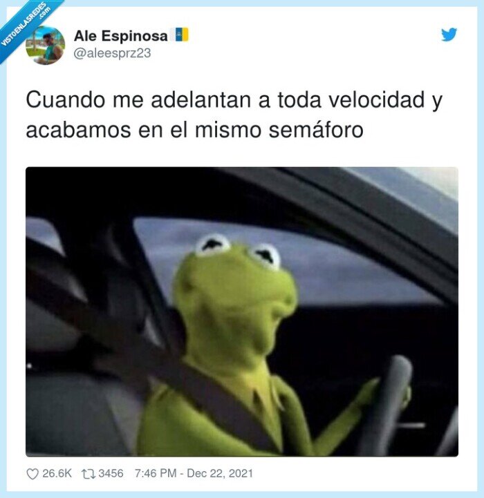 adelantan,velocidad,semáforo,acabamos