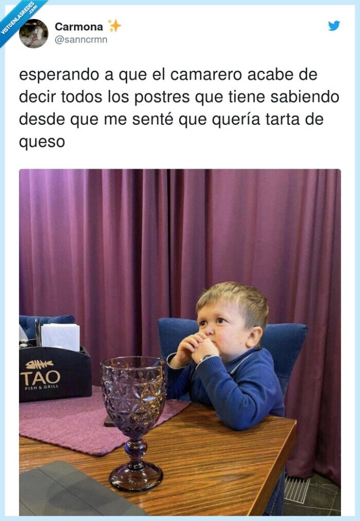 esperando,camarero,postres