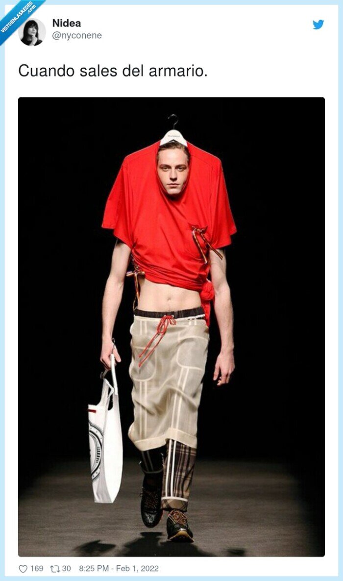 armario,percha,salir