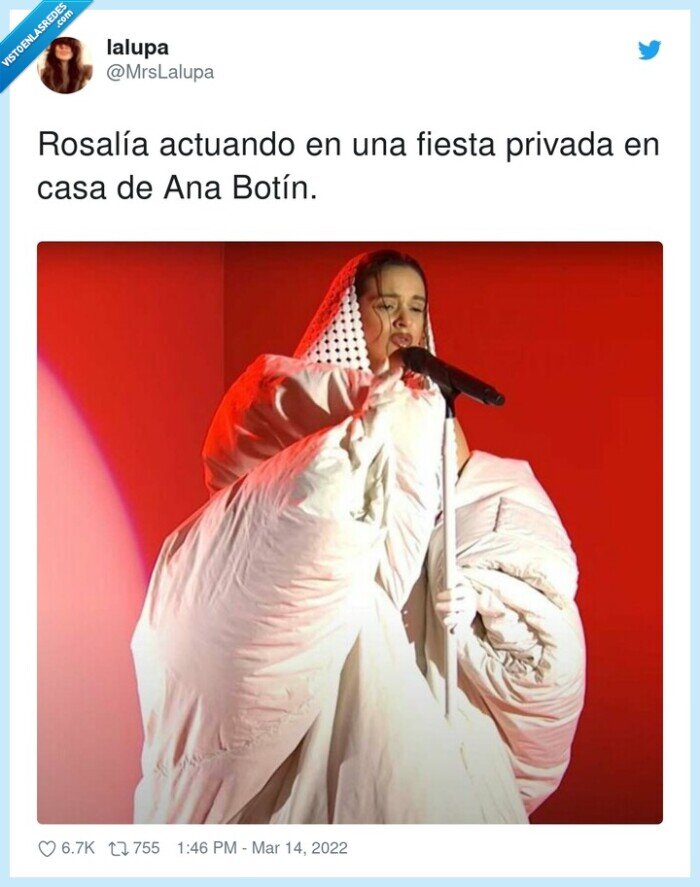 rosalía,abrigo,privada,fiesta,ana botín,casa