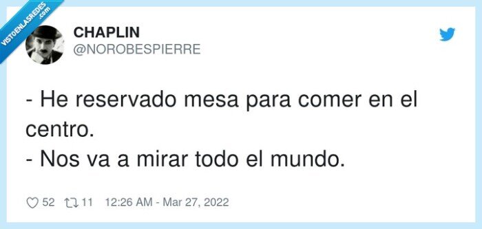 reservado,centro,comer,mirar,mesa