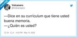 Enlace a Alguien miente, por @Volcanejero