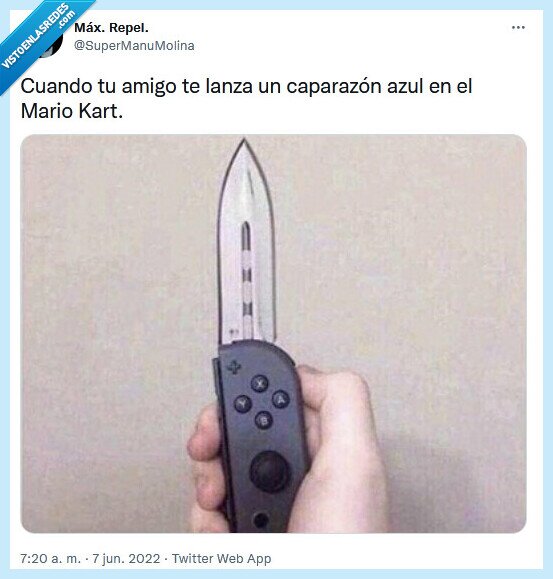 caparazón,azul,mario kart,lanzar