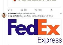 Enlace a Logos aparentemente normales con mensajes ocultos, por @SoyNuriaPerez
