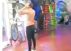 Enlace a En este programa de MTV tu mejor amigo decide el tatuaje que te harán… y con amigos como este quién necesita enemigos, por @RamCamSa