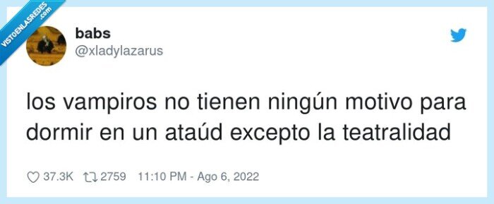 teatralidad,vampiros,ataud,motivo