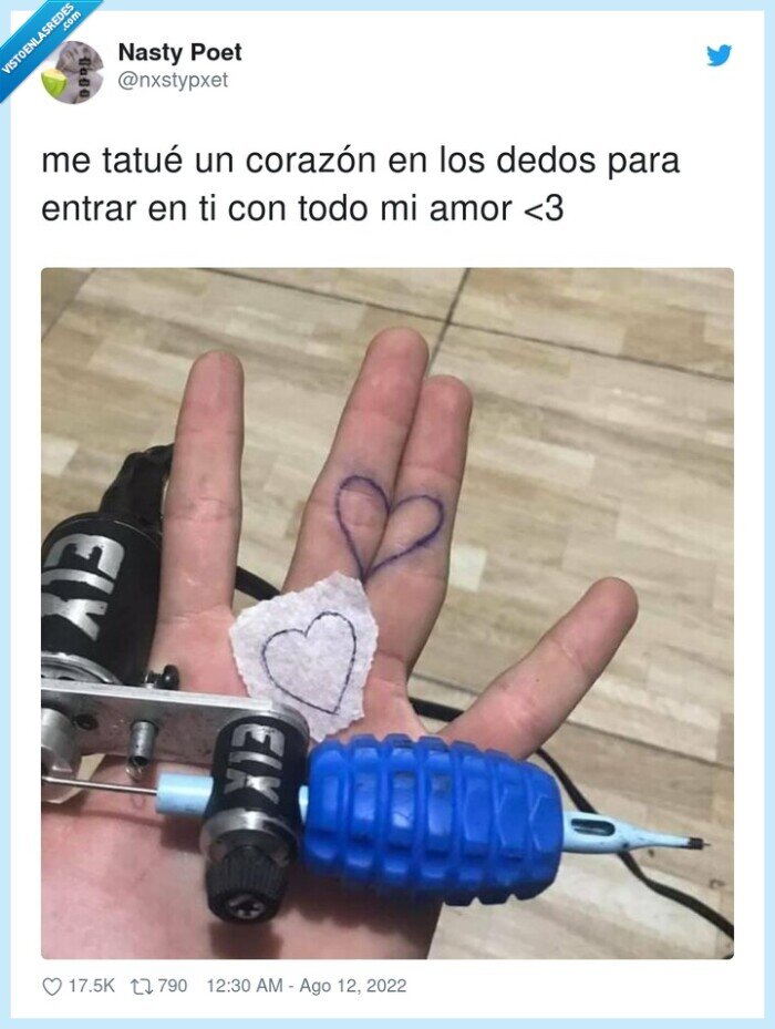 corazón,tatuaje,entrar,dedos