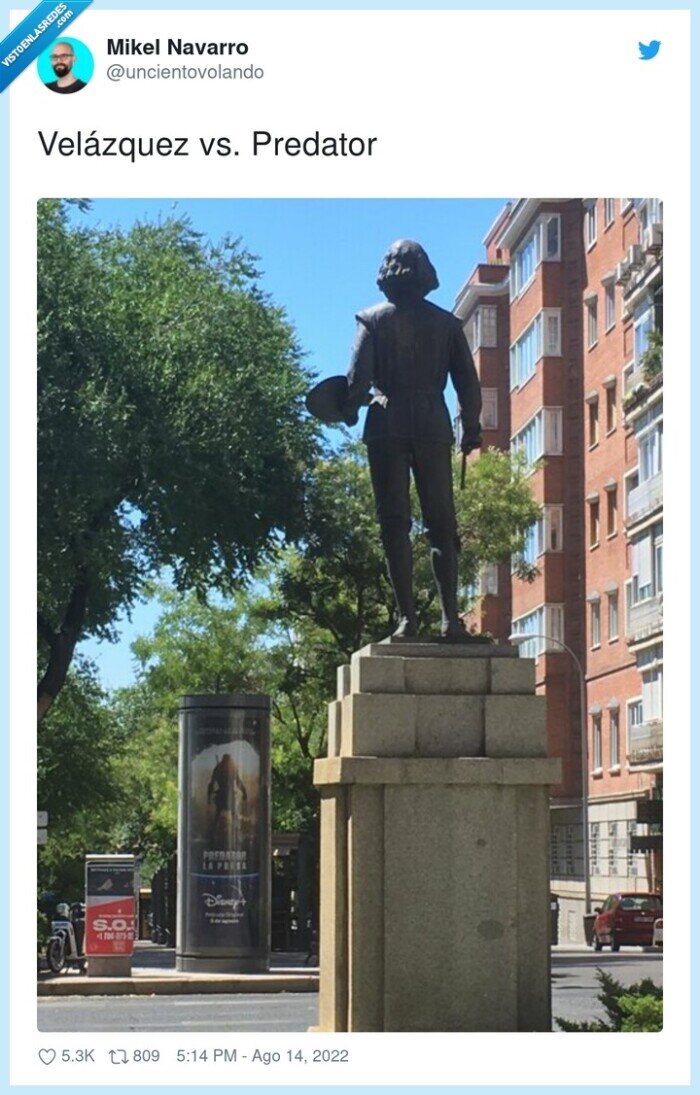velázquez,predator,estatua,anuncio