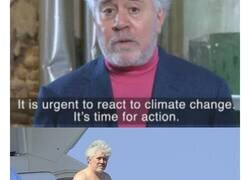 Enlace a Pablo Almodóvar se hace el zasca más animal de todos los tiempos, menudo impresentable, por @mejoreszasca