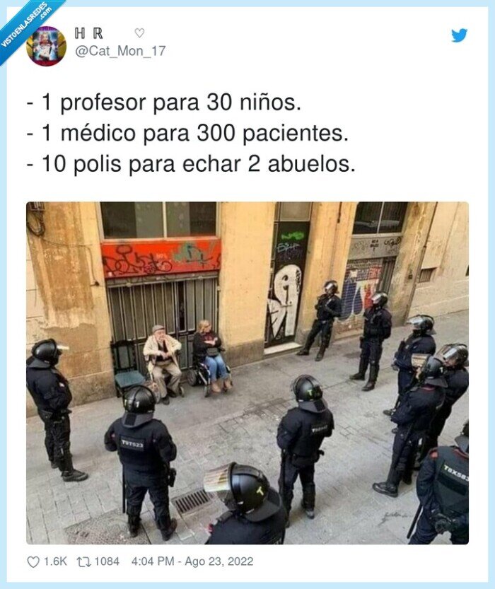 pacientes,profesor,médico,abuelos,niños,polis